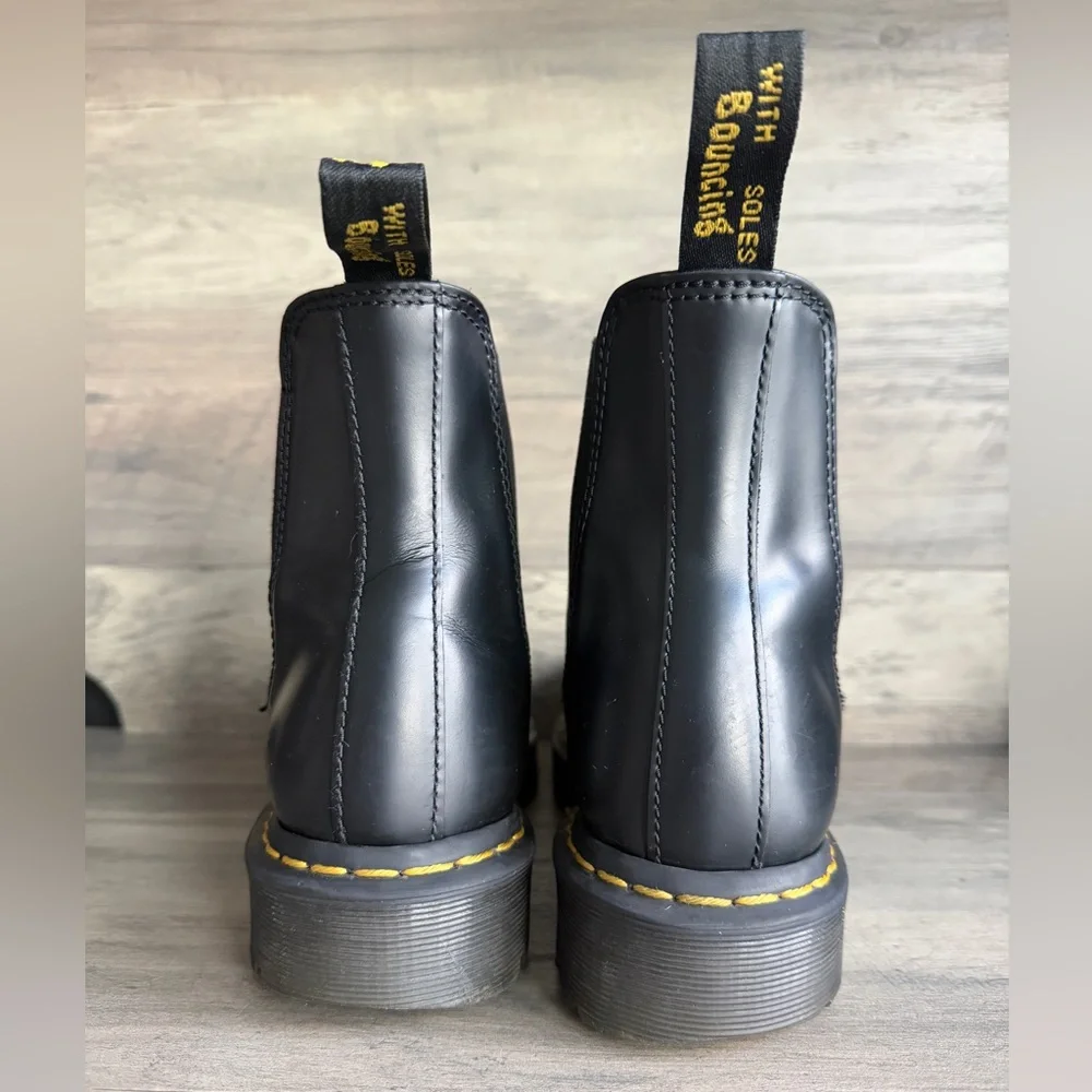 Doc Martens 2976 Smooth Leather Platform Chelsea Boots Men’s Sz 8 Women’s 9.5 - Picture 6 of 8